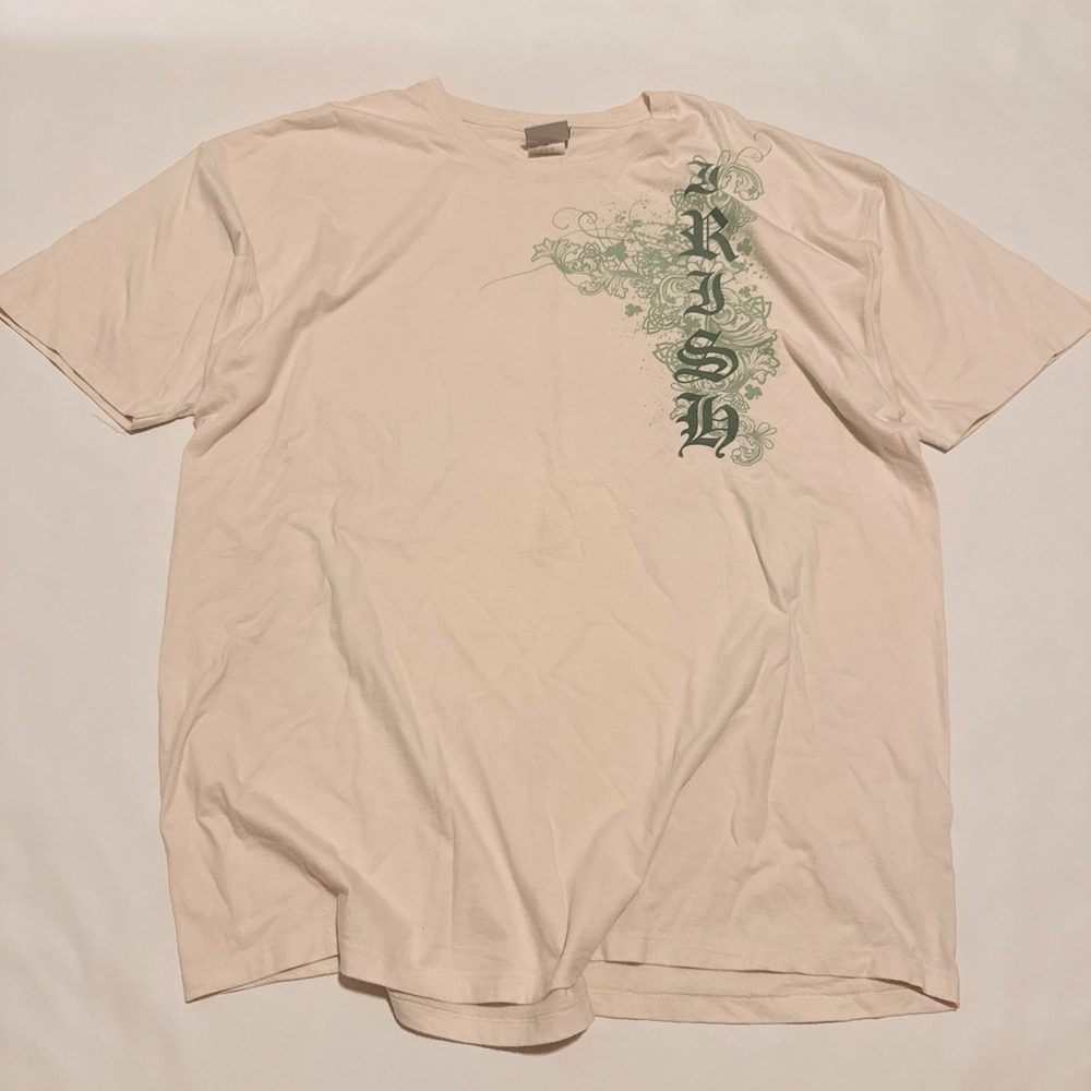 Y2K Jerzees Graphic Tee Mens XL Cream Irish Gothic Filigree Shamrock T-Shirt